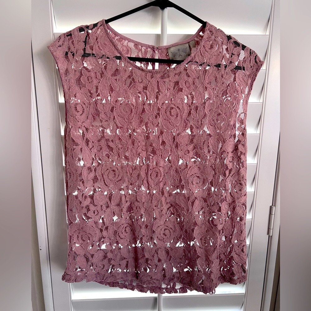 Lace tank/shell